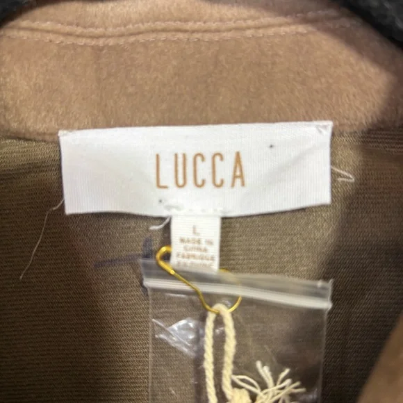 Lucca Couture Tanana Shacket Tan Size Large NWT - Picture 4 of 8